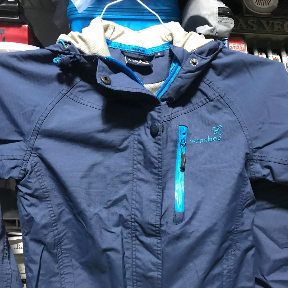 Windbraker for 7-9 years old kid